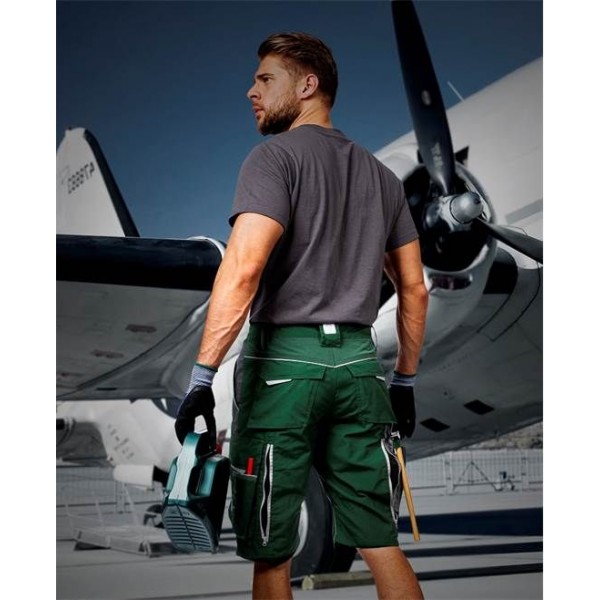 Šortky URBAN+ zelené 62